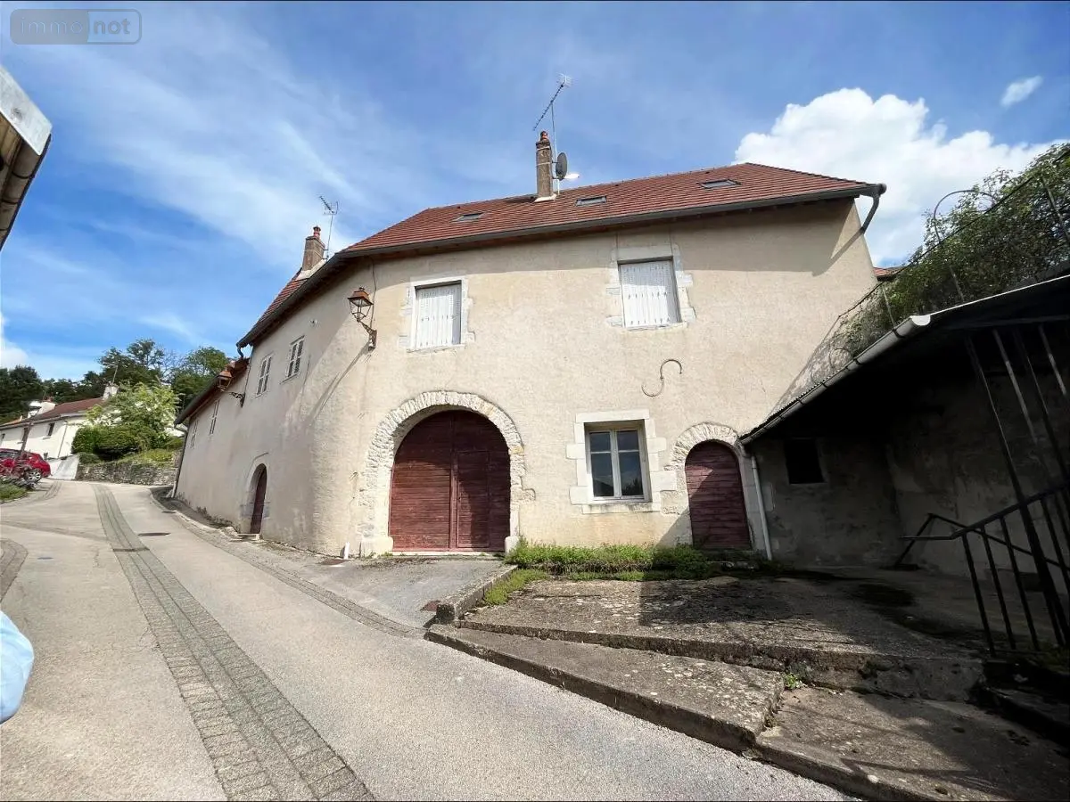 Immeuble de rapport a vendre Rochefort-sur-Nenon 39700 Jura 39 142 m2 158000 euros 39033-2419 001