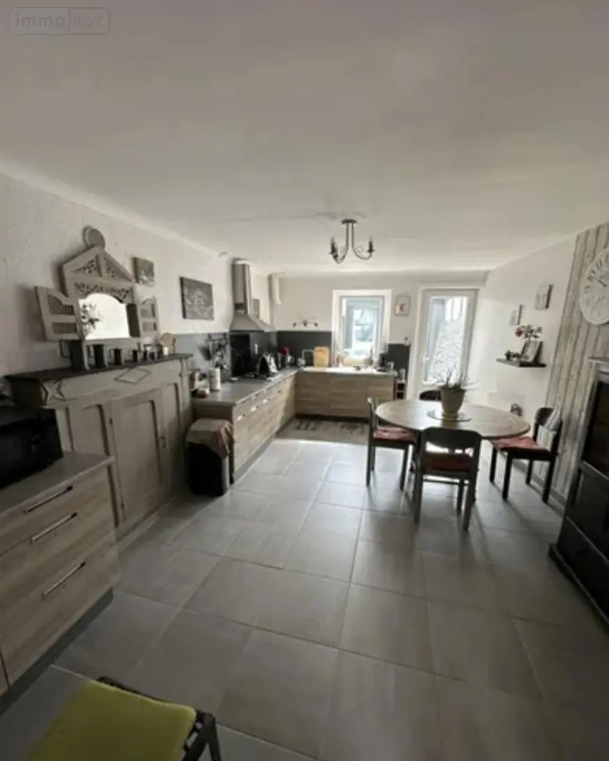 Maison a vendre Candé 49440 Maine-et-Loire 49 146 m2 198500 euros 49095-1631 001