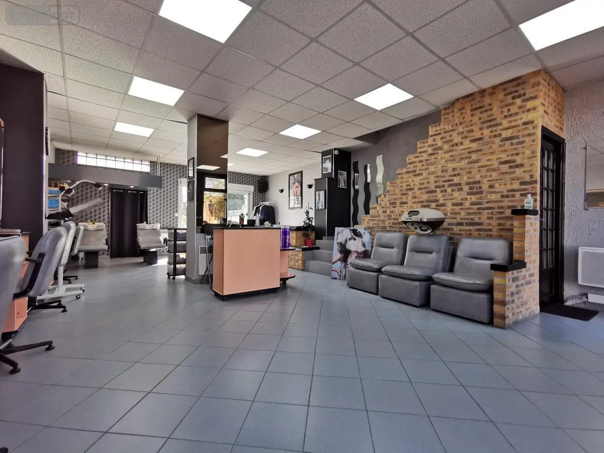 Immeuble de rapport a vendre Raillencourt-Sainte-Olle 59554 Nord 59 54 m2 105300 euros 62017-3252 001