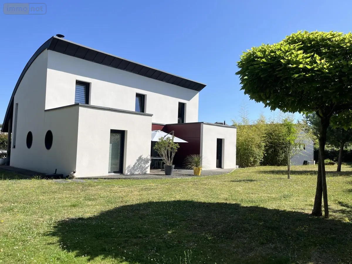 Maison a vendre Bonchamp-lès-Laval 53960 Mayenne 53 204 m2 8 pièces 644950 euros 53003-209 001