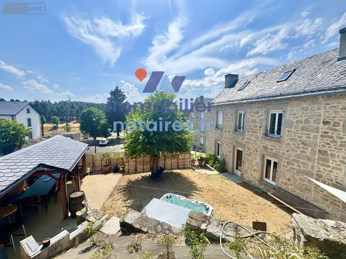 Maison a vendre Peyre en Aubrac 48130 Lozère 48 107 m2 283000 euros 48032-245 001
