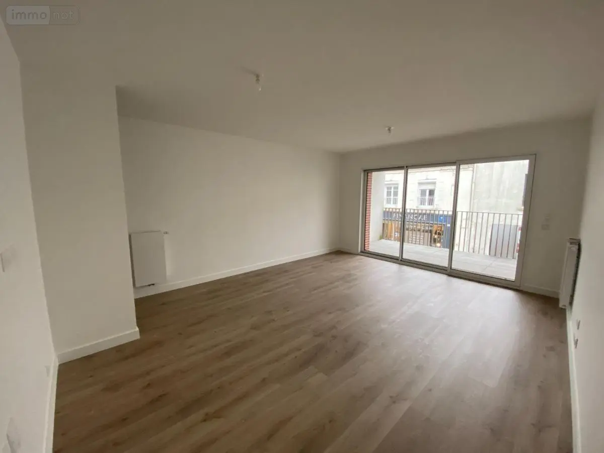Location appartement Saint-Philbert-de-Grand-Lieu 44310 Loire-Atlantique 44 65 m2 818 euros 44039-L333 001