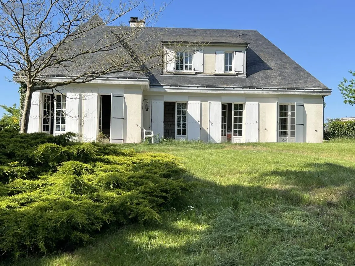 Maison a vendre Rives-du-Loir-en-Anjou 49140 Maine-et-Loire 49 160 m2 7 pièces 381425 euros 49050-563 001