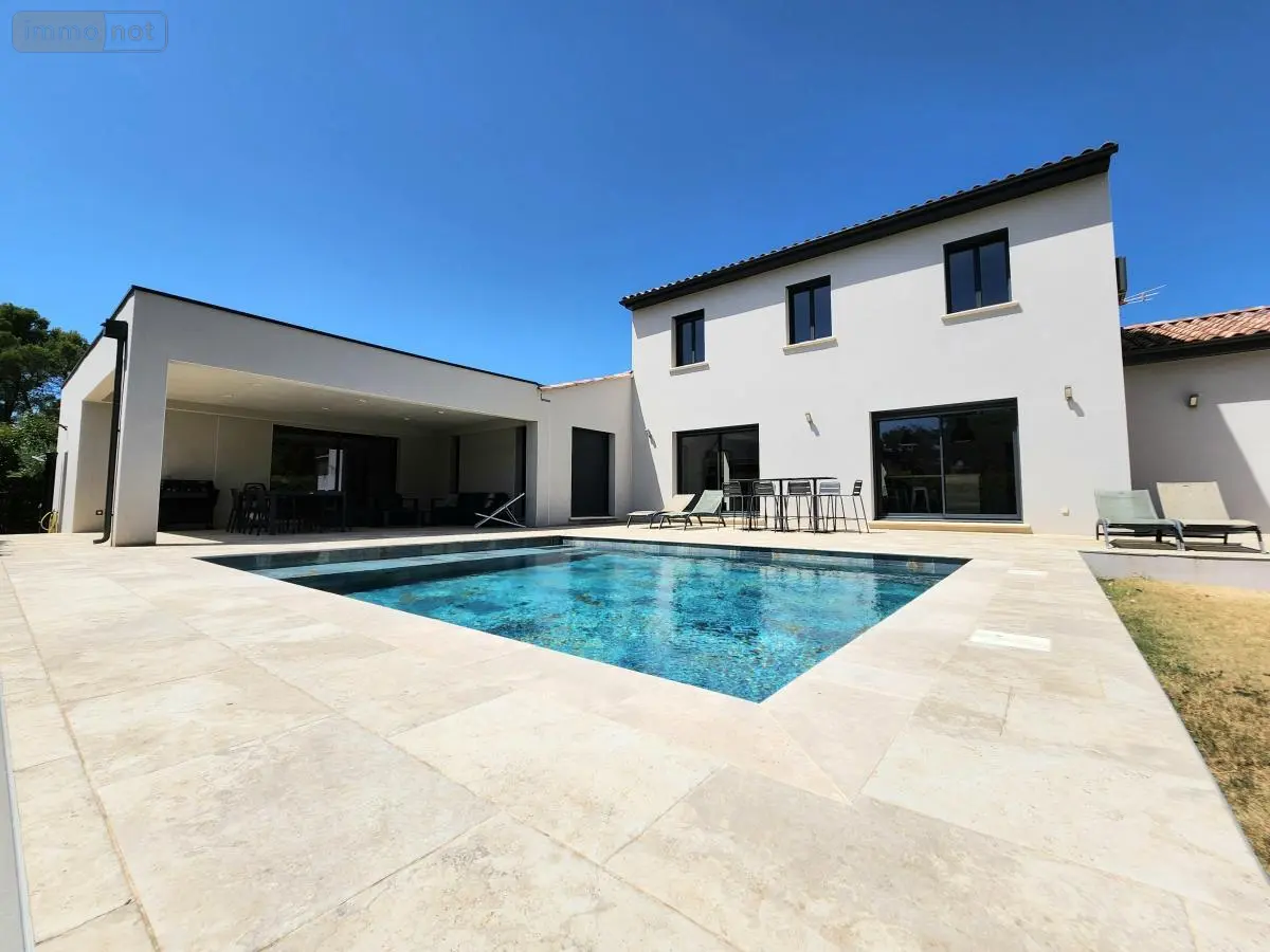 Maison a vendre Uchaux 84100 Vaucluse 84 220 m2 8 pièces 669000 euros 26060-861 001