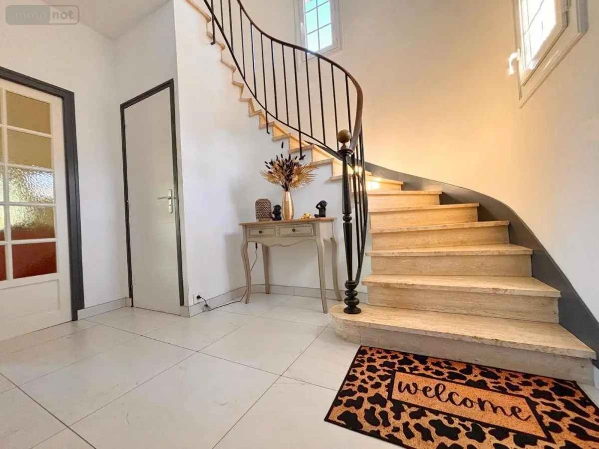 Maison a vendre Montauban-de-Bretagne 35360 Ille-et-Vilaine 35 176 m2 6 pièces 365960 euros 35056-1711 001