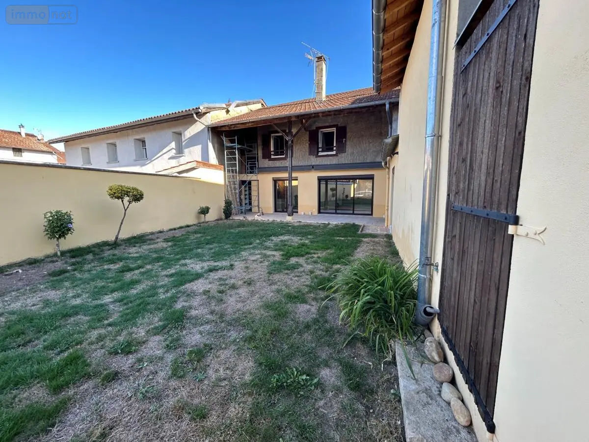 Location appartement Polliat 01310 Ain 01 125 m2 4 pièces 980 euros 01065-L423 001
