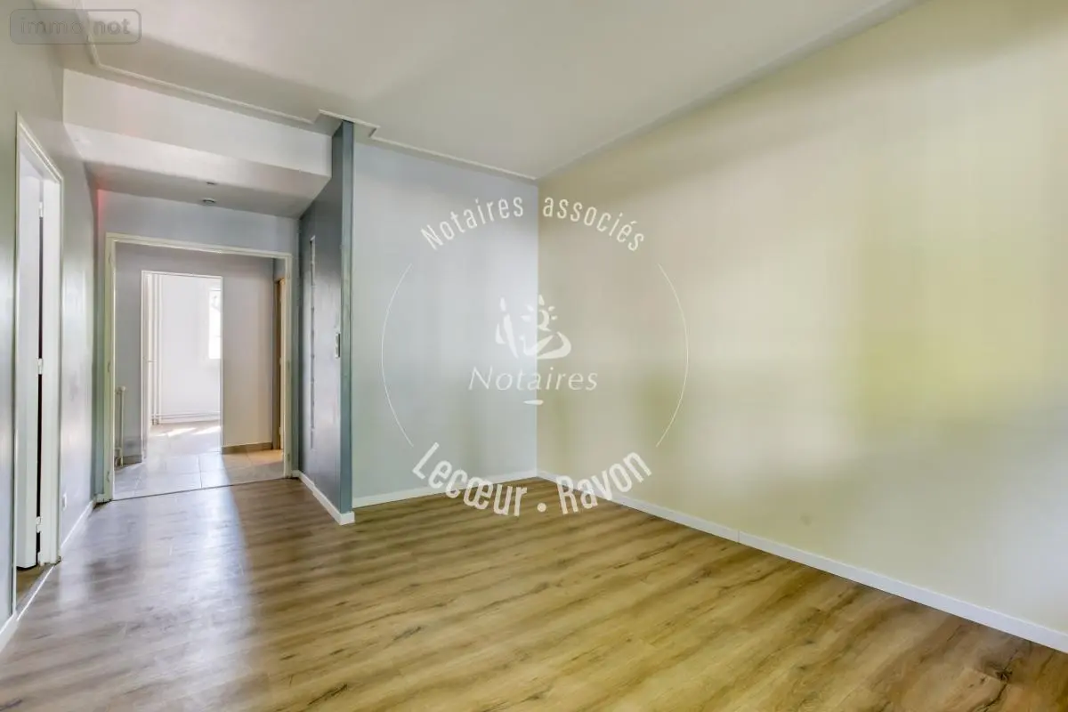 Appartement a vendre Rueil-Malmaison 92500 Hauts-de-Seine 92 49 m2 3 pièces 244500 euros 92076-146 001