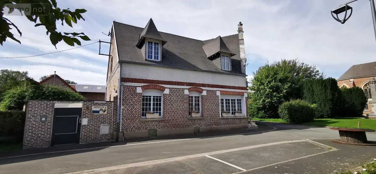 Immeuble de rapport a vendre Bapaume 62450 Pas-de-Calais 62 323 m2 544960 euros 62017-3313 001