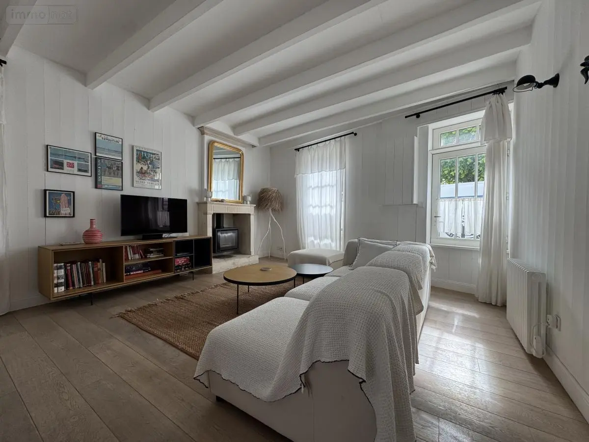 Maison a vendre Sainte-Marie-de-Ré 17740 Charente-Maritime 17 110 m2 4 pièces 747000 euros 17018-1134 001