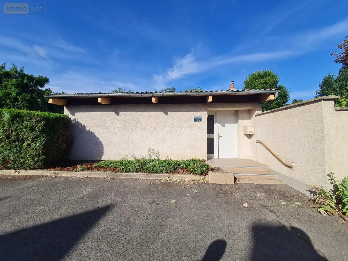 Fonds et murs commerciaux a vendre Saint-Amand-Longpré 41310 Loir-et-Cher 41 69 m2 3 pièces 114800 euros 41059-1006 001