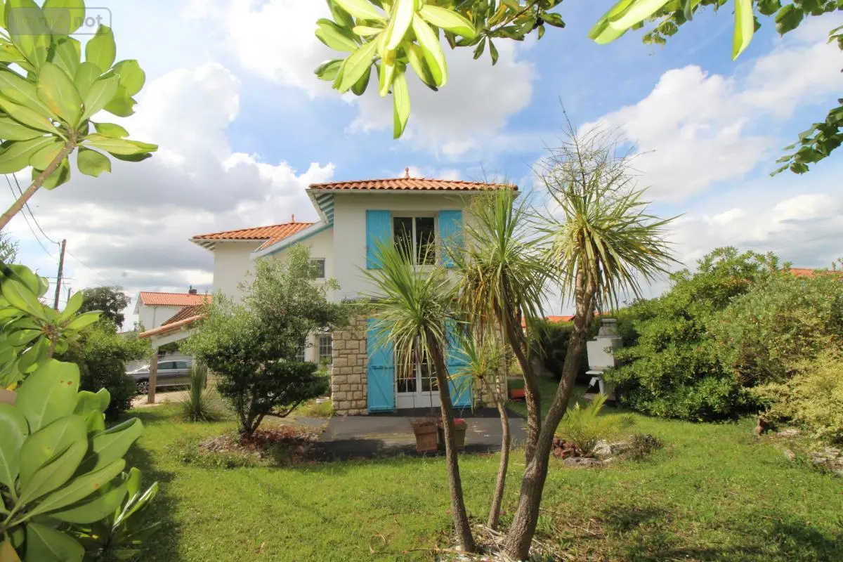 Maison a vendre Royan 17200 Charente-Maritime 17 113 m2 6 pièces 395000 euros 17111-588 001
