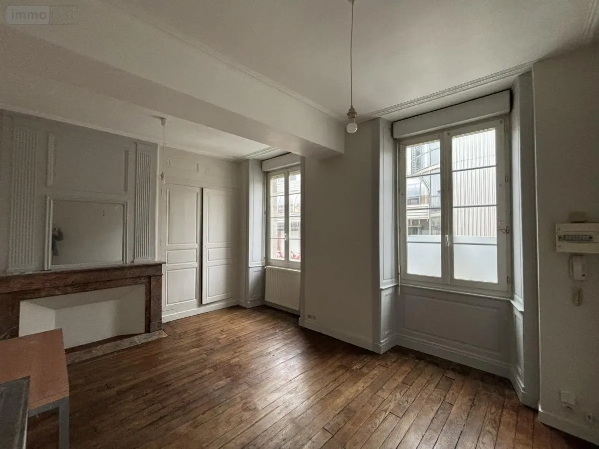 Location appartement Mayenne 53100 Mayenne 53 34 m2 2 pièces 450 euros 53005-L481 001