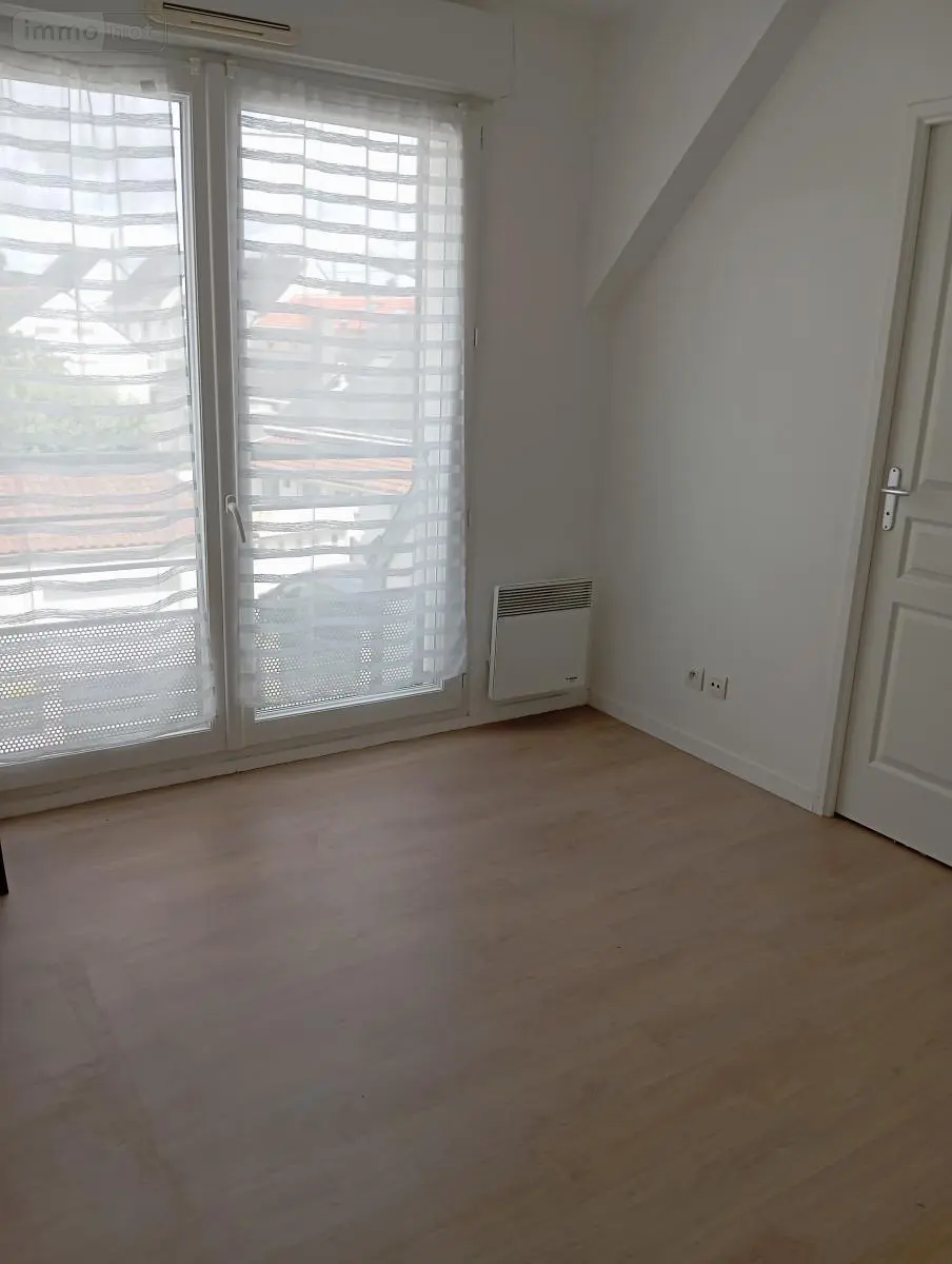 Location appartement Nantes 44000 Loire-Atlantique 44 49 m2 2 pièces 664 euros 44028-L182 001