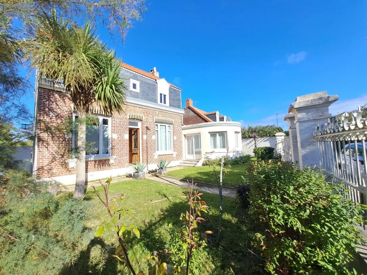 Maison a vendre Les Attaques 62730 Pas-de-Calais 62 205 m2 7 pièces 374460 euros 62098-2475 001