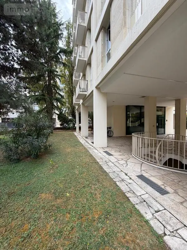 Appartement a vendre Paris 15e Arrondissement 75015 Paris 75 70 m2 4 pièces 652000 euros 37125-63 001