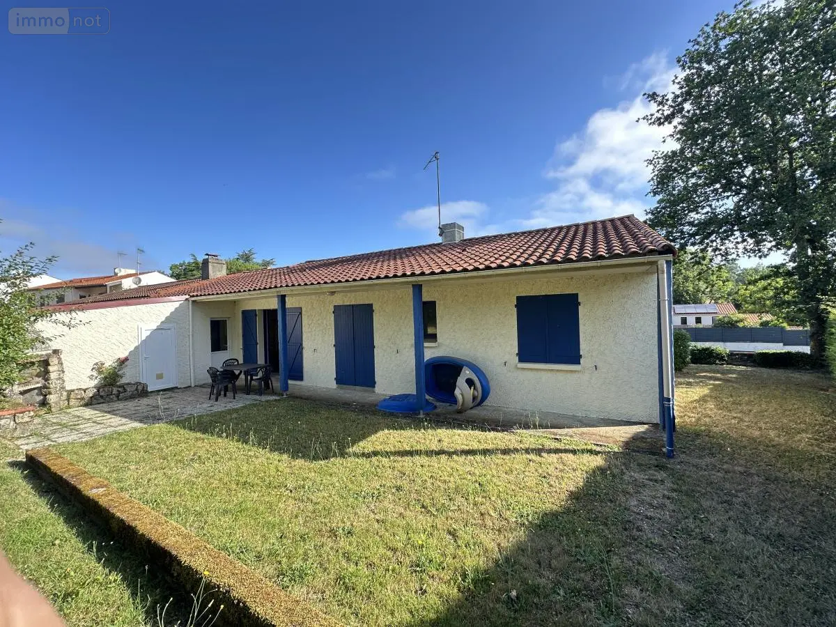 Maison a vendre Montaigu-Vendée 85600 Vendée 85 87 m2 4 pièces 233250 euros 85020-1547 001