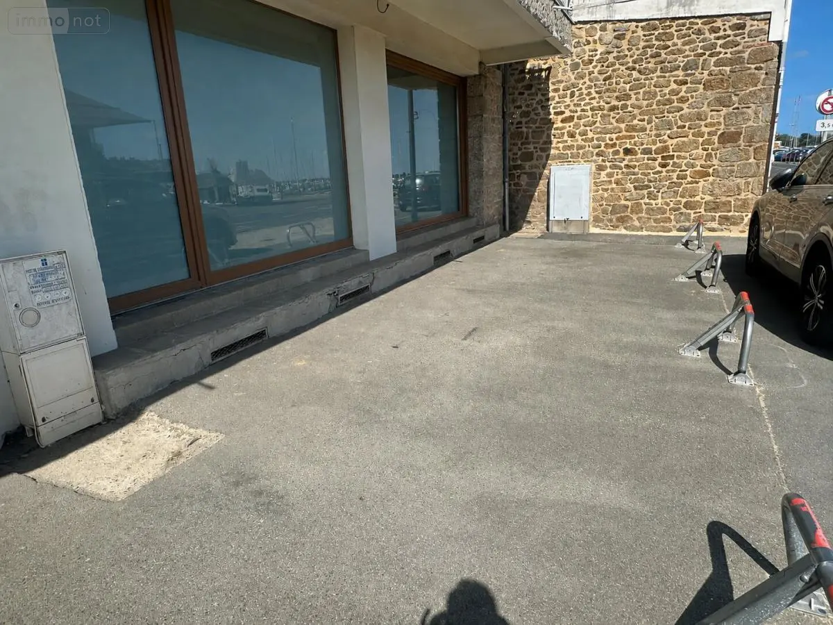 Fonds et murs commerciaux a vendre Saint-Malo 35400 Ille-et-Vilaine 35 88 m2 343200 euros 35084-867 001