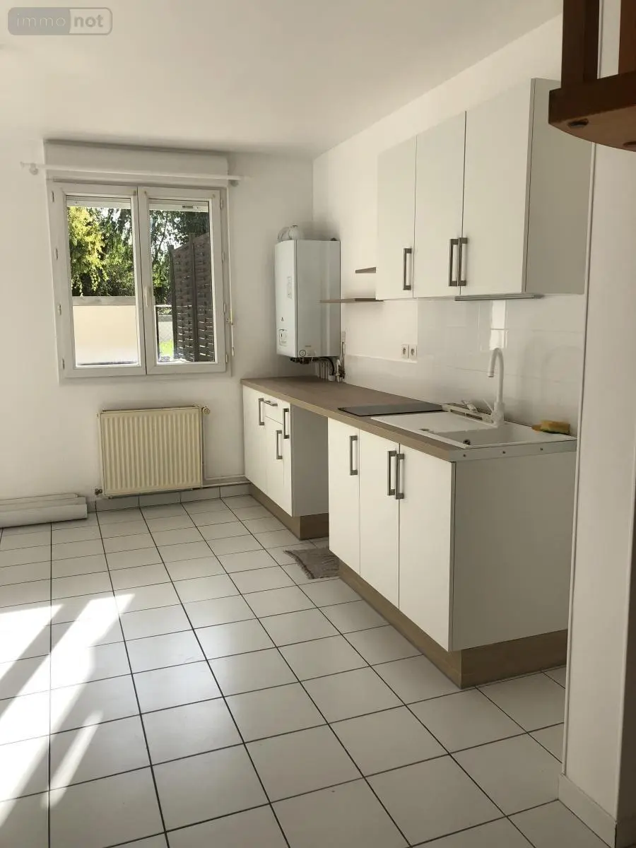 Location appartement Amiens 80000 Somme 80 40 m2 2 pièces 630 euros 80011-L1078 001