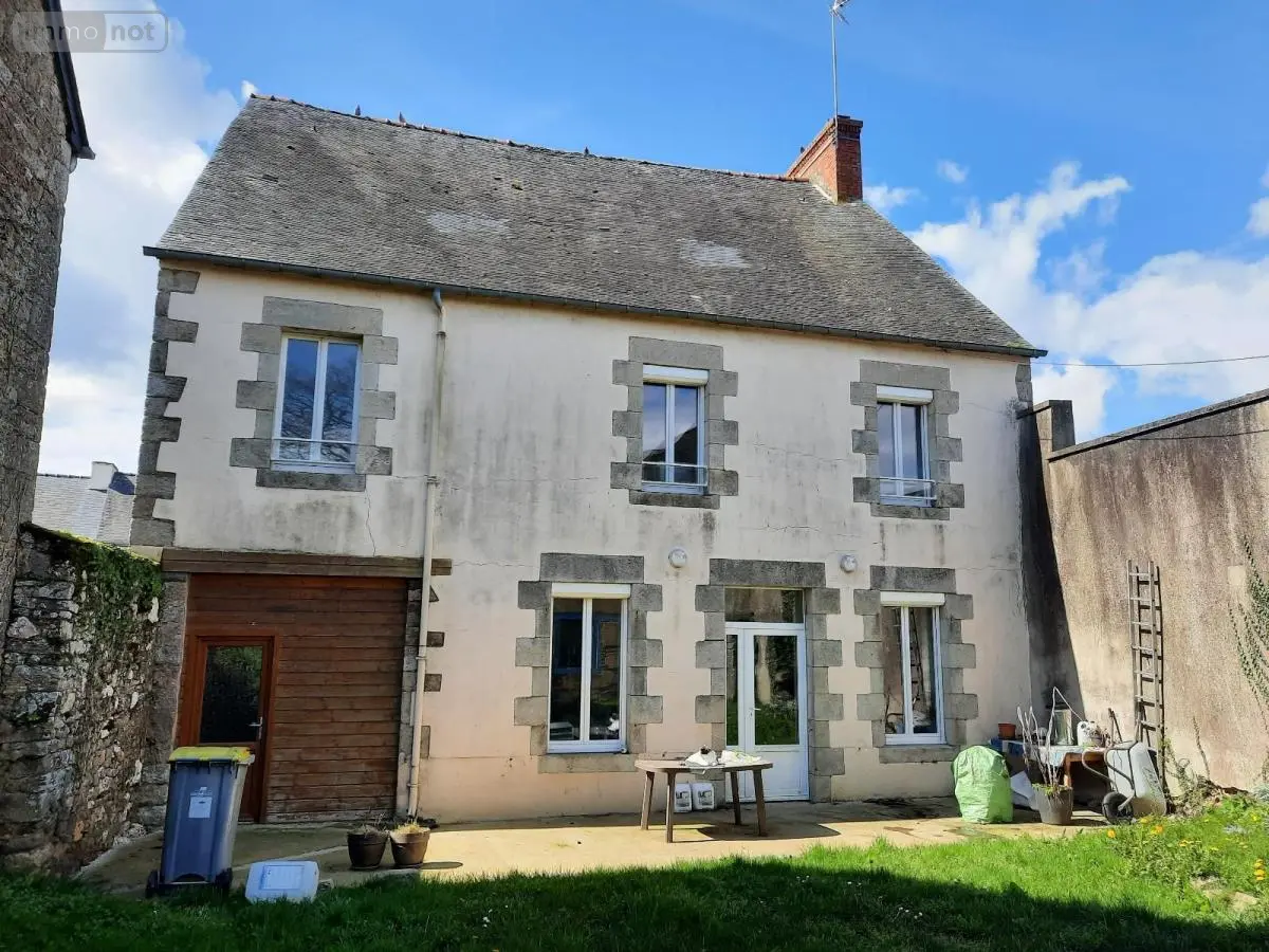 Immeuble de rapport a vendre Mohon 56490 Morbihan 56 130 m2 177260 euros 56044-1440 001