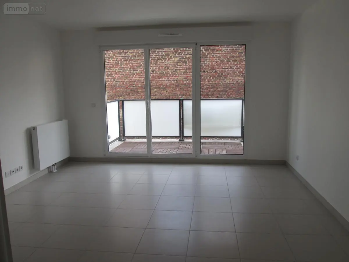Location appartement Rouen 76000 Seine-Maritime 76 46 m2 2 pièces 693 euros 76009-L378 001