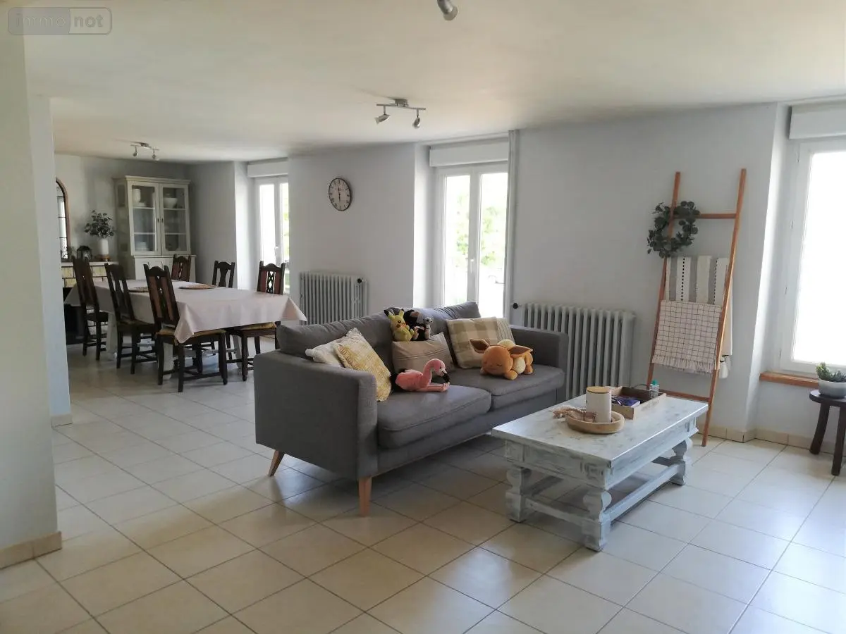 Immeuble de rapport a vendre Inguiniel 56240 Morbihan 56 202 m2 272960 euros 56033-240 001