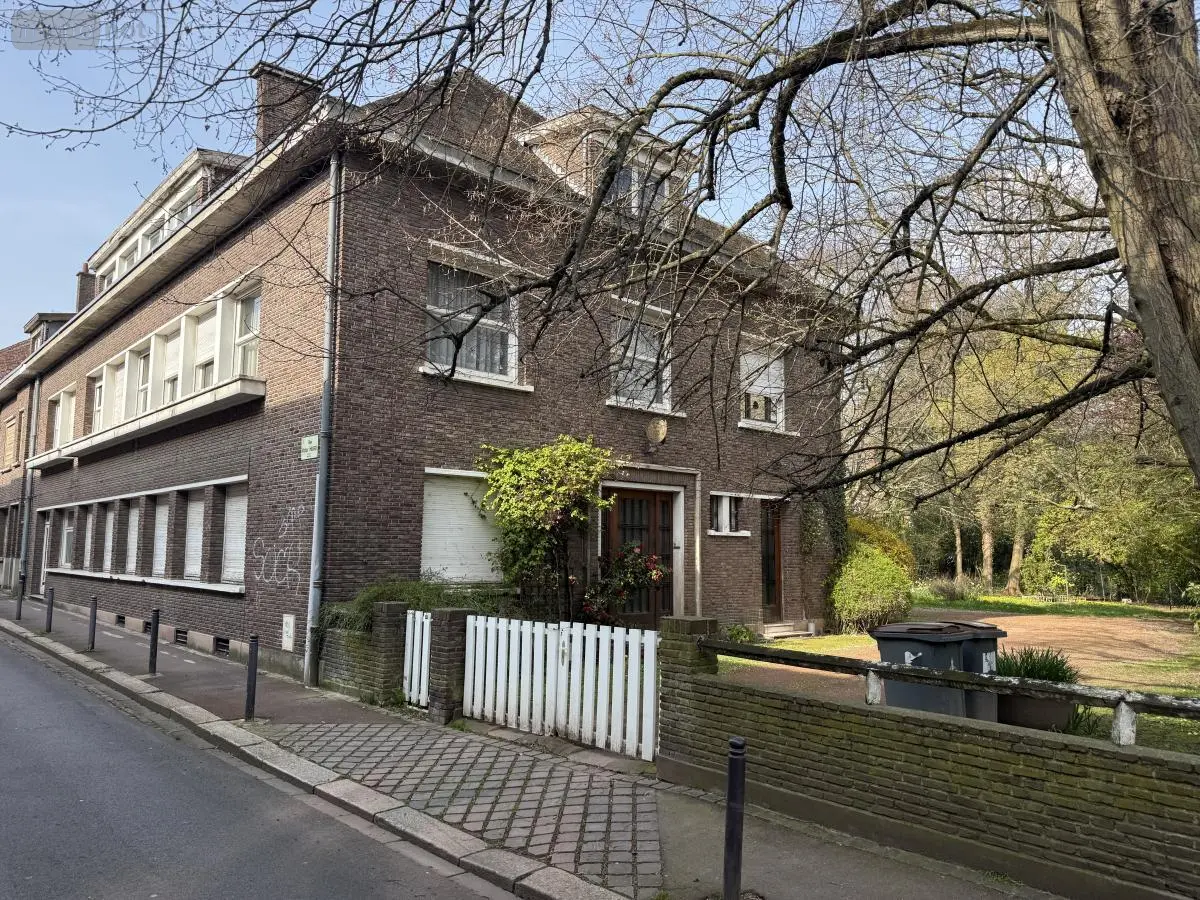 Maison a vendre Douai 59500 Nord 59 482 m2 18 pièces 419200 euros 59191-6130 001