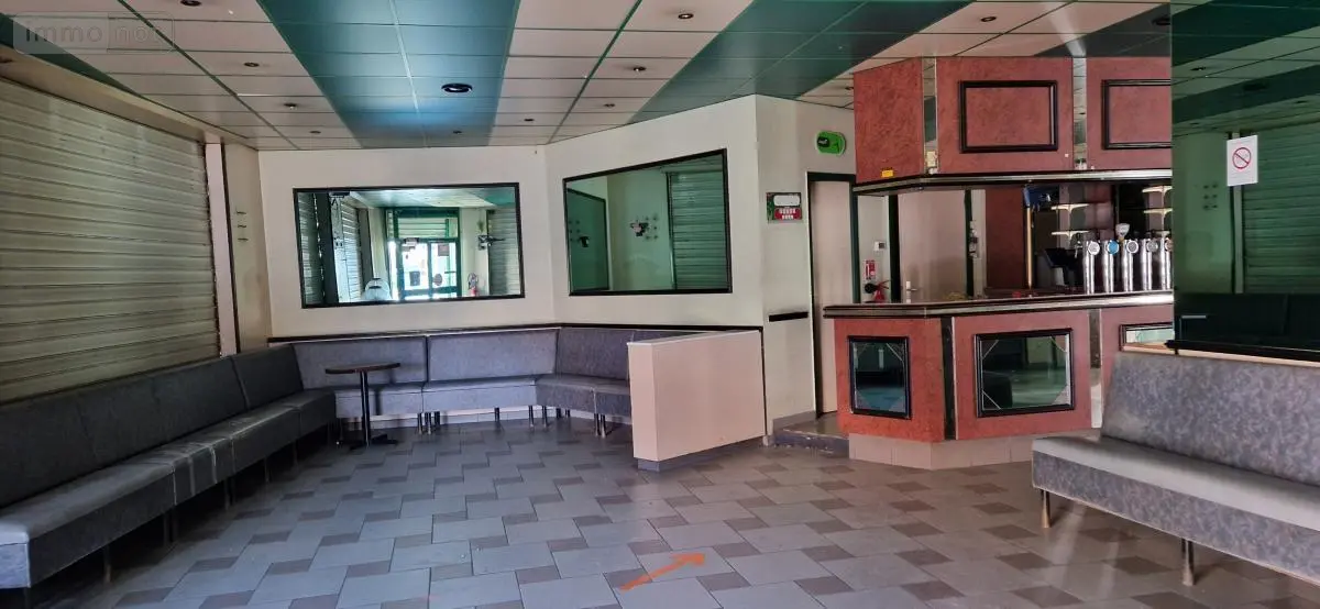 Location fonds et murs commerciaux Carvin 62220 Pas-de-Calais 62 165 m2 1585 euros 62032-L867 001