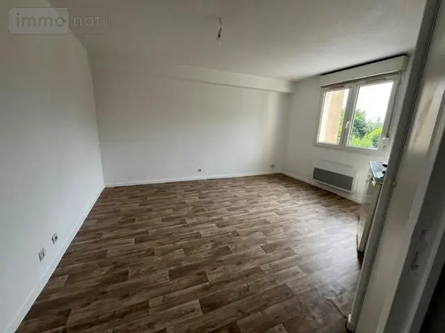 Location appartement Le Mans 72000 Sarthe 72 20 m2 1 pièce 365 euros 72010-L764 001