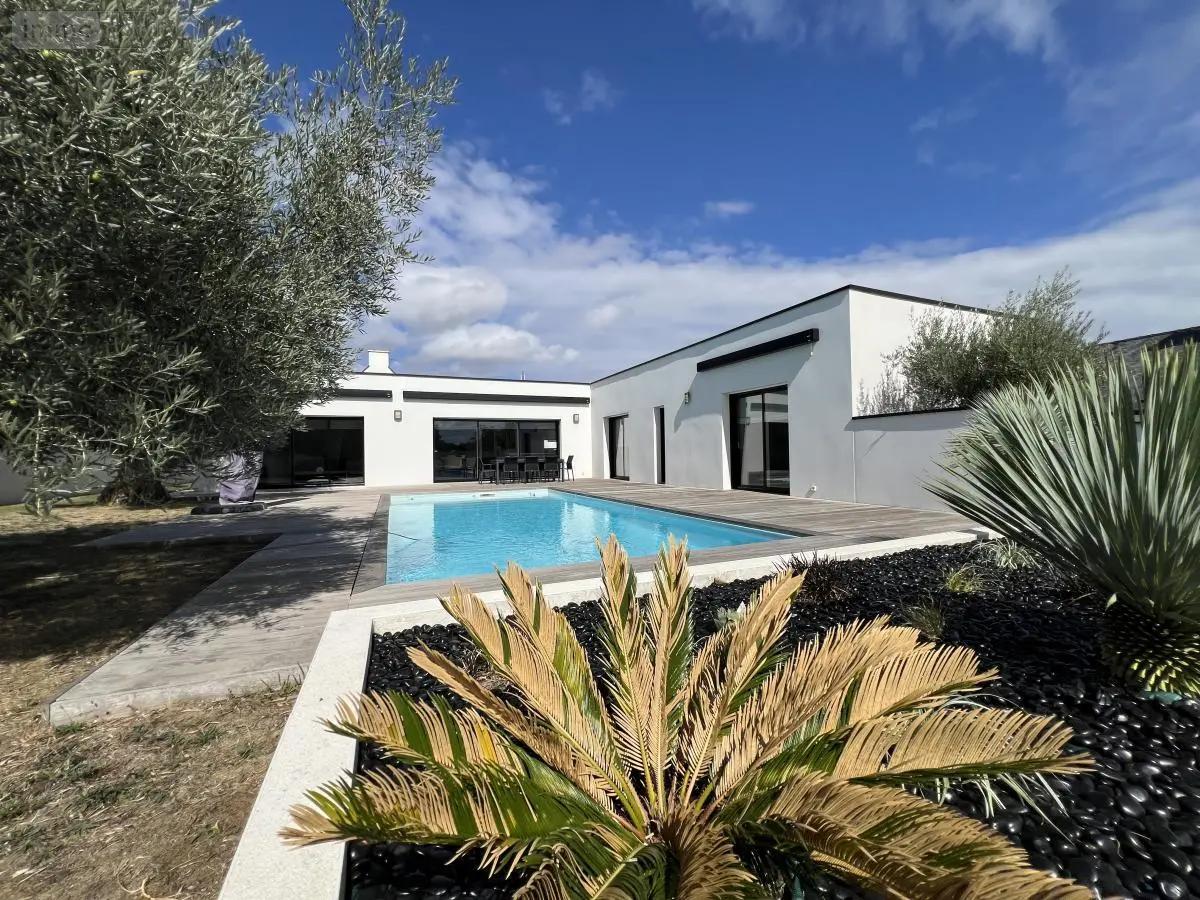 Maison a vendre Ploërmel 56800 Morbihan 56 193 m2 7 pièces 596840 euros 56044-1557 001