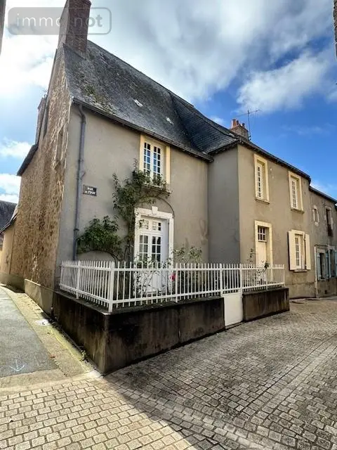 Maison a vendre Malicorne-sur-Sarthe 72270 Sarthe 72 165 m2 7 pièces 137150 euros 72120-992 001
