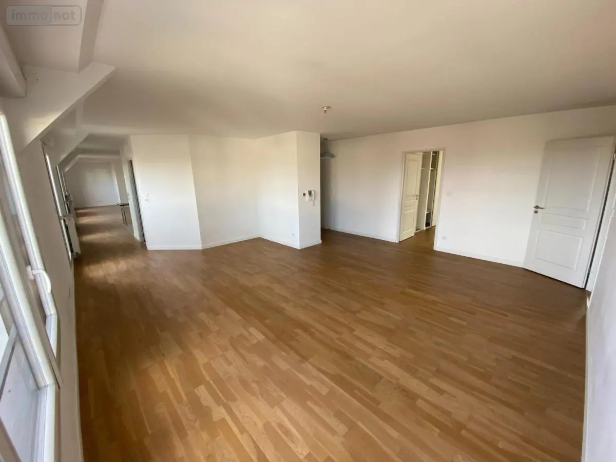 Location appartement Nantes 44000 Loire-Atlantique 44 140 m2 2040 euros 44039-L329 001