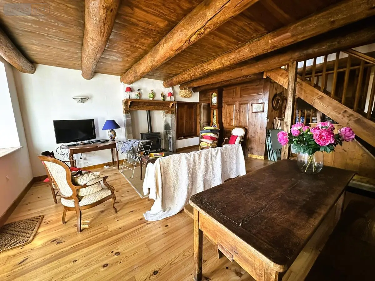 Maison a vendre Coren 15100 Cantal 15 105 m2 169600 euros 15046-103 001
