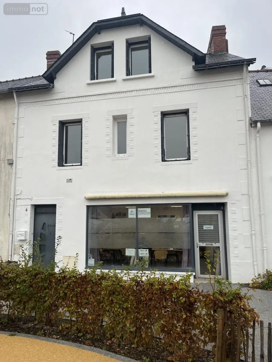 Immeuble de rapport a vendre Ploërmel 56800 Morbihan 56 193 m2 291220 euros 56044-1450 001