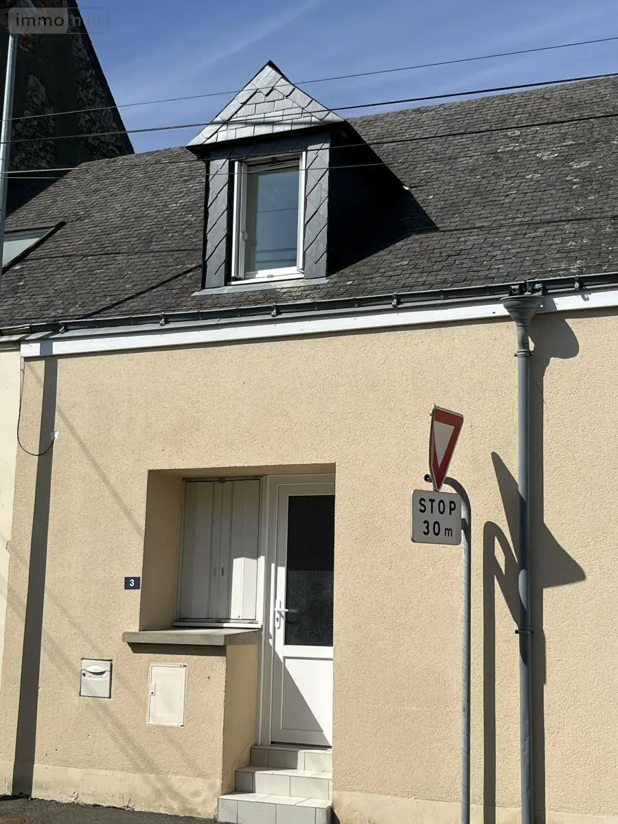 Location maison Évron 53150 Mayenne 53 44 m2 2 pièces 370 euros 53078-L167 001
