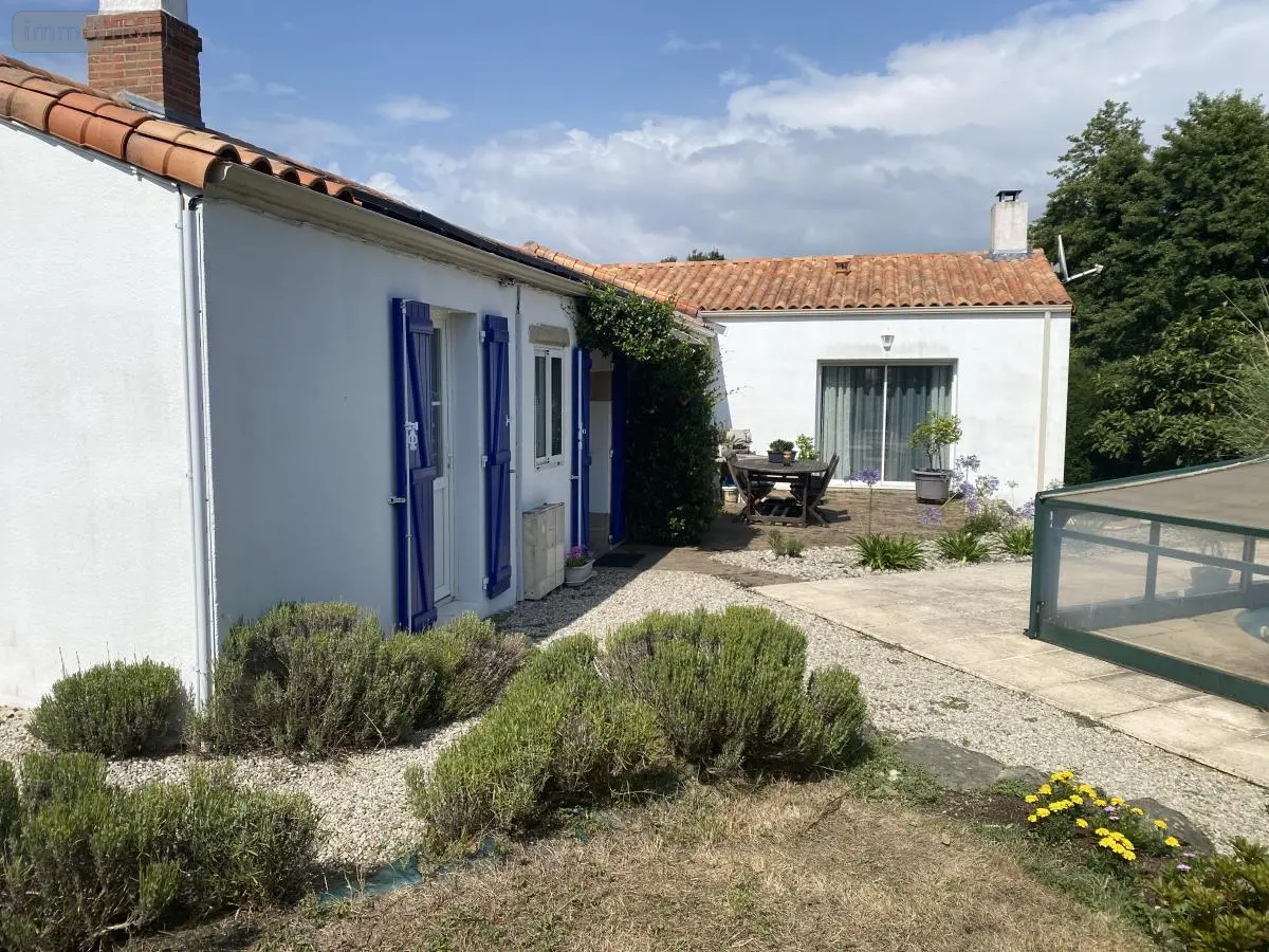 Maison a vendre Les Achards 85150 Vendée 85 119 m2 339000 euros 85072-1102 001