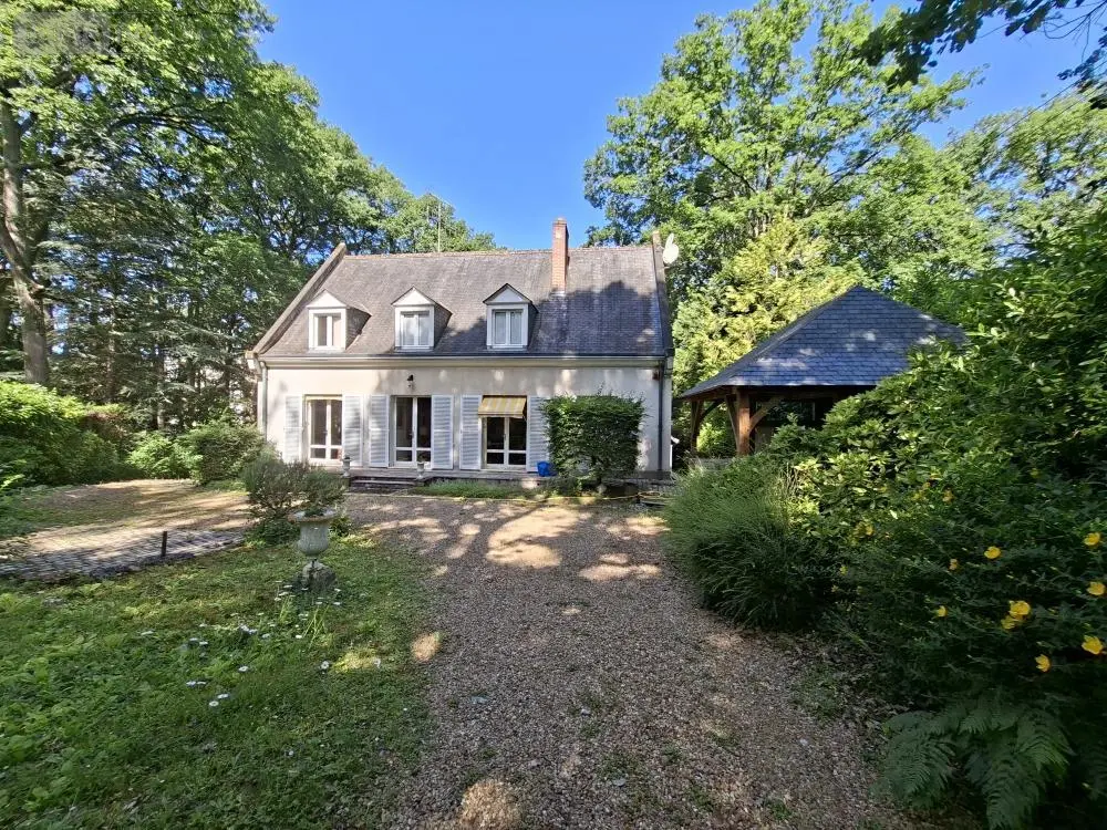 Maison a vendre Joué-lès-Tours 37300 Indre-et-Loire 37 211 m2 7 pièces 376400 euros 37125-54 001