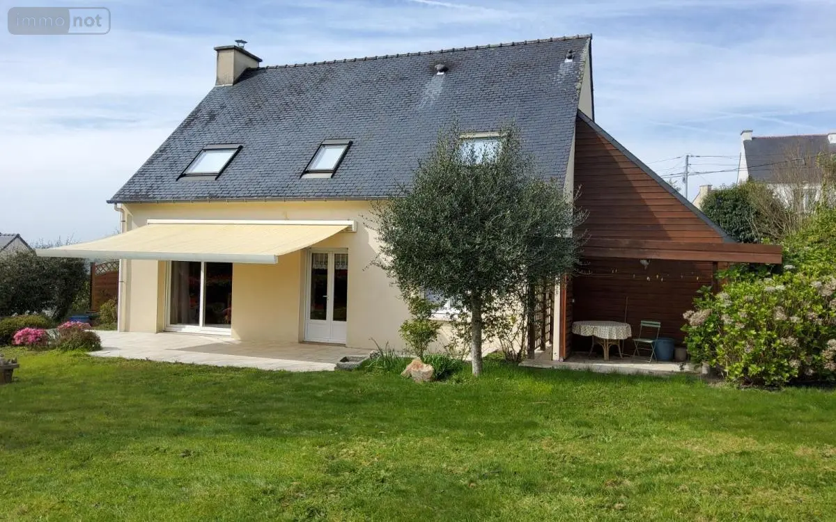Maison a vendre Carhaix-Plouguer 29270 Finistère 29 130 m2 6 pièces 299250 euros 29066-3832 001