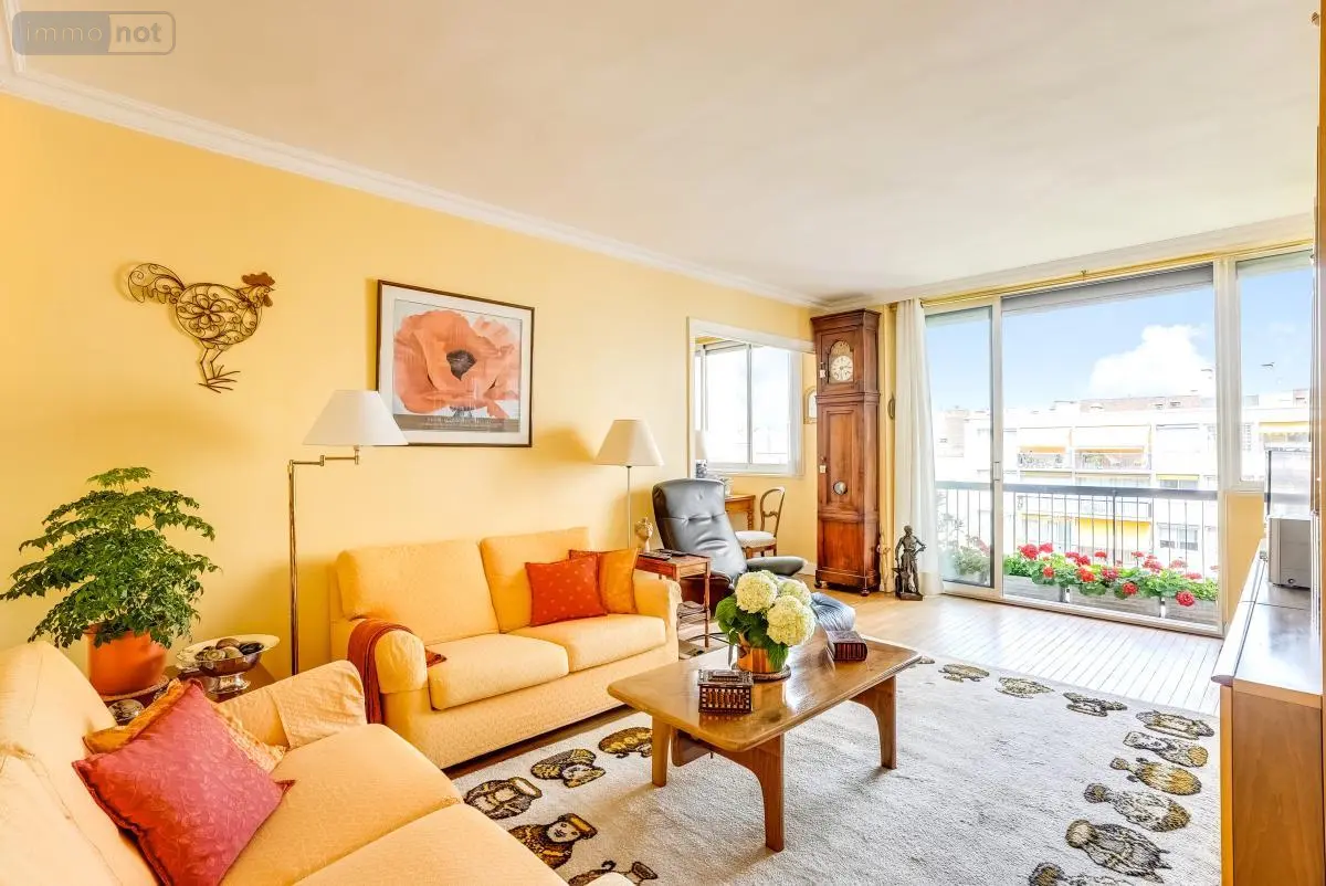 Viager appartement Paris 17e Arrondissement 75017 Paris 75 76 m2 3 pièces 400000 euros 92010-1372 001