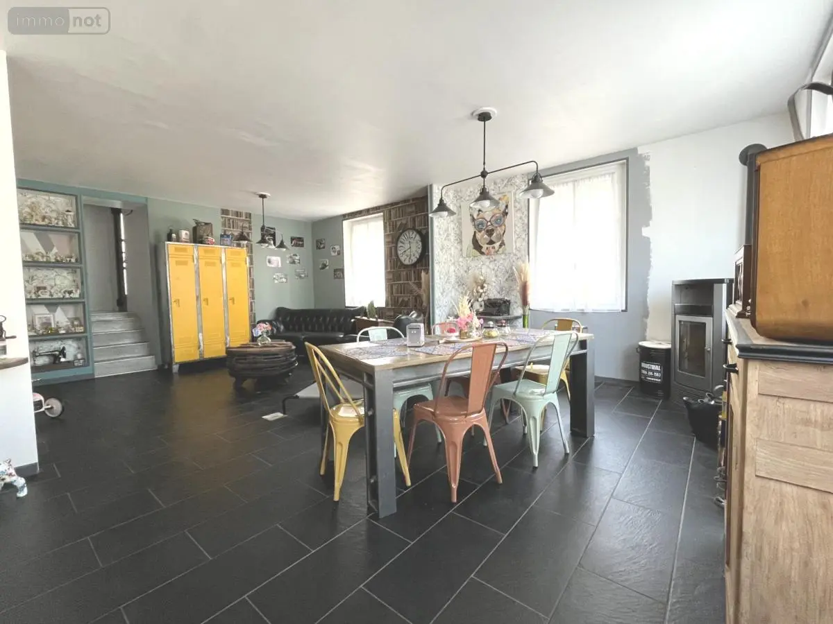 Maison a vendre Lavaré 72390 Sarthe 72 137 m2 6 pièces 182700 euros 72033-247 001