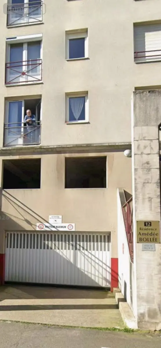 Garage et parking a vendre Le Mans 72000 Sarthe 72 12 m2 21800 euros 72009-1433 001