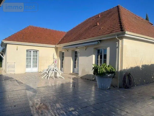 Maison a vendre Monts 37260 Indre-et-Loire 37 134 m2 5 pièces 397200 euros 37125-27 001