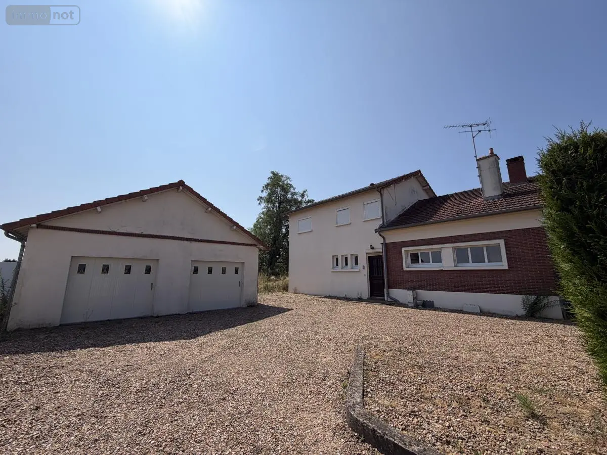 Maison a vendre Durtal 49430 Maine-et-Loire 49 141 m2 7 pièces 161975 euros 49050-571 001