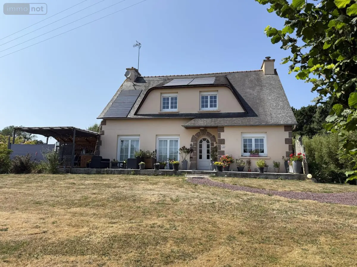 Maison a vendre Pommerit-le-Vicomte 22200 Côtes-d'Armor 22 144 m2 6 pièces 232480 euros 22064-1383 001