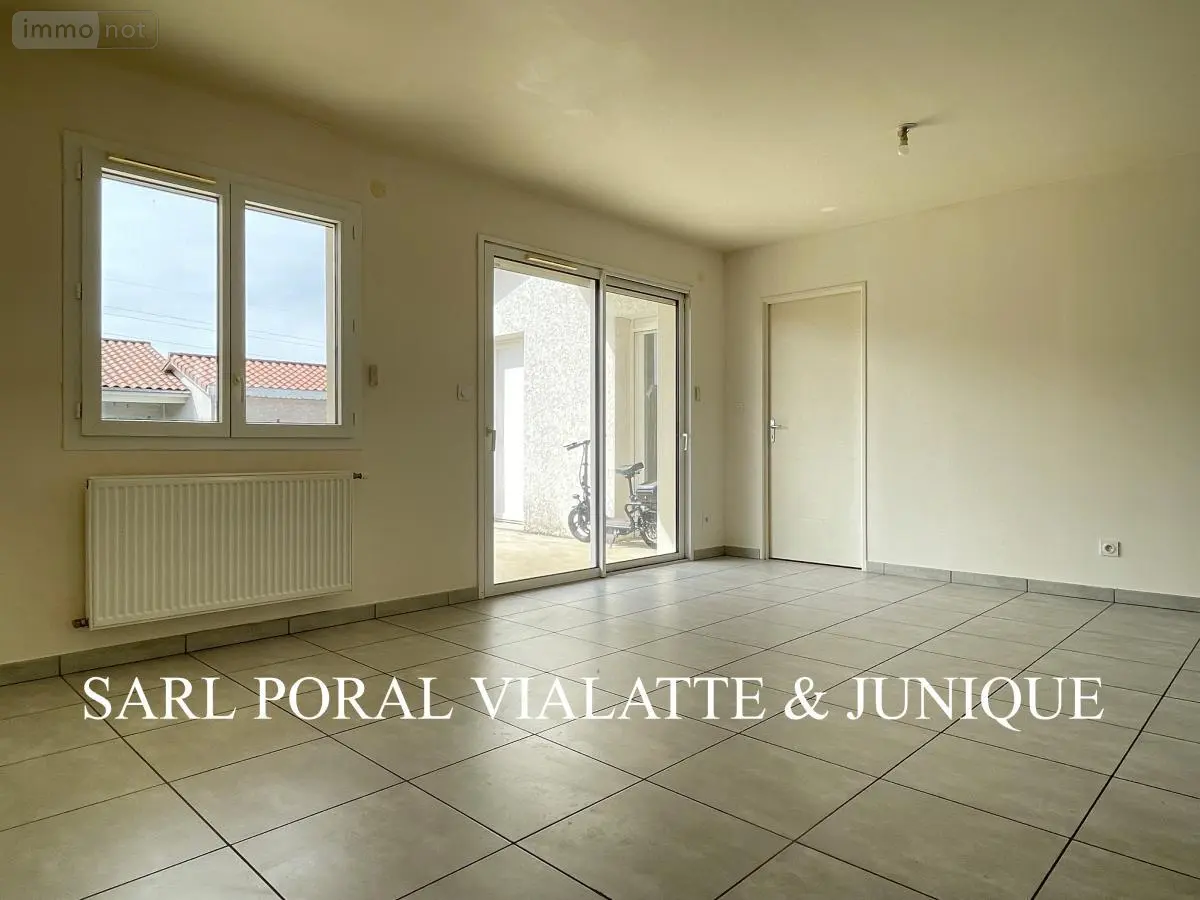 Location maison Ambérieu-en-Bugey 01500 Ain 01 83 m2 4 pièces 987 euros 01031-L735 001