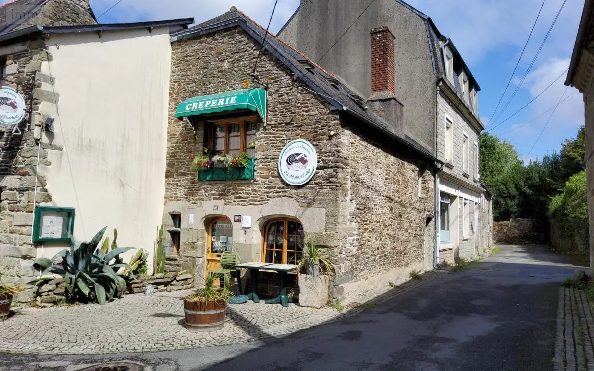 Immeuble de rapport a vendre Carhaix-Plouguer 29270 Finistère 29 120 m2 147000 euros 29066-3753 001