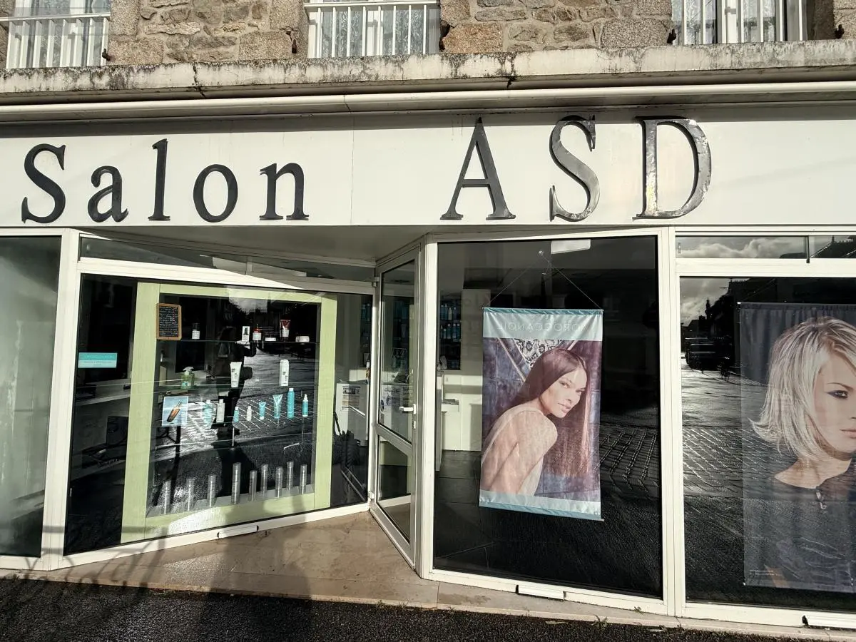 Fonds et murs commerciaux a vendre Saint-Vaast-la-Hougue 50550 Manche 50 80 m2 95400 euros 50046-1210 001