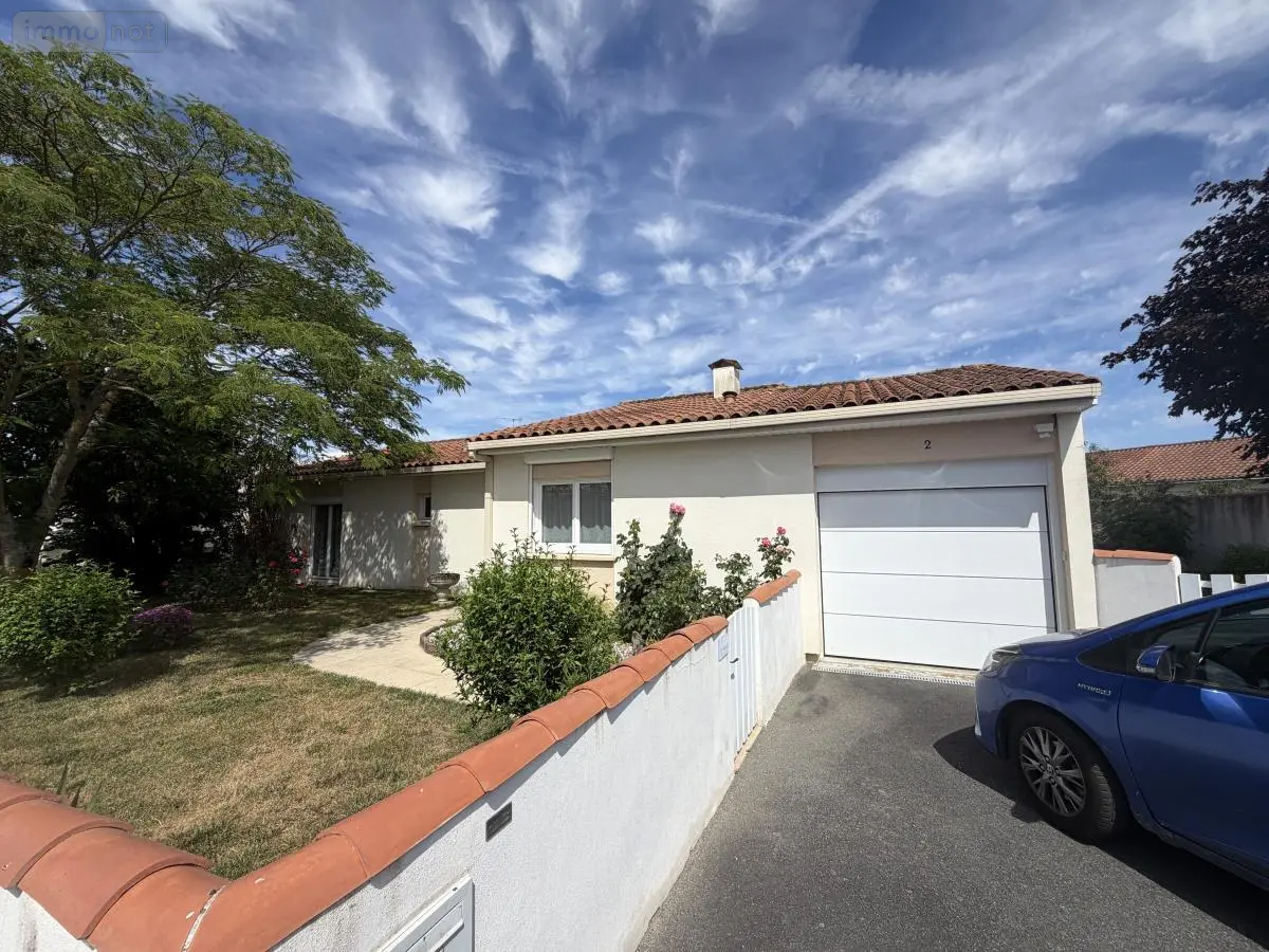 Maison a vendre Cholet 49300 Maine-et-Loire 49 98 m2 5 pièces 209895 euros 49055-105 001