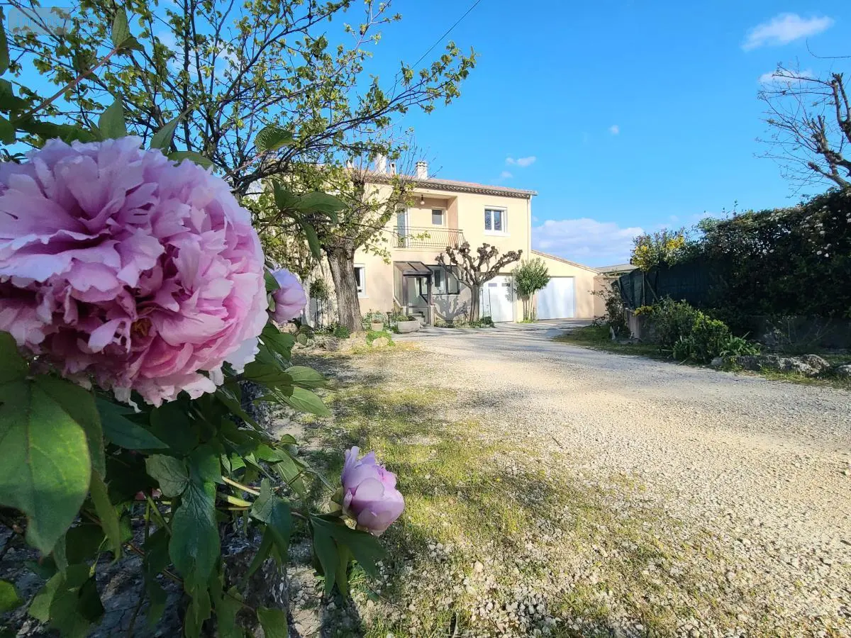 Maison a vendre Pierrelatte 26700 Drôme 26 177 m2 7 pièces 330000 euros 26060-816 001