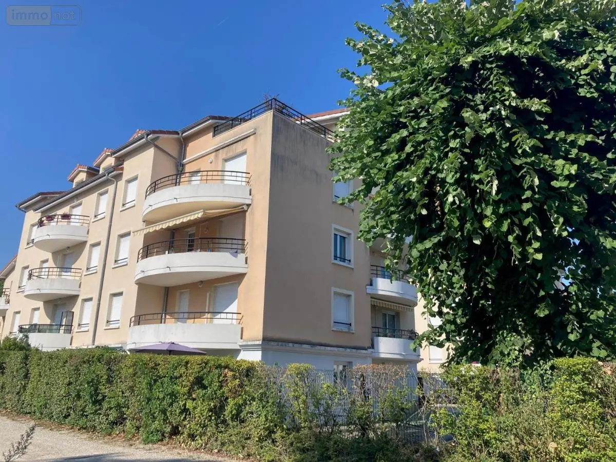 Location appartement Meximieux 01800 Ain 01 71 m2 3 pièces 870 euros 01067-L47 001