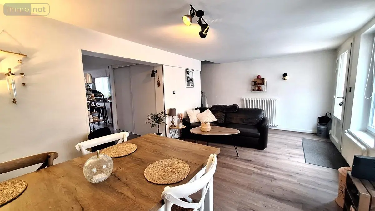 Maison a vendre Bâgé-le-Châtel 01380 Ain 01 120 m2 5 pièces 220000 euros 01018-444 001